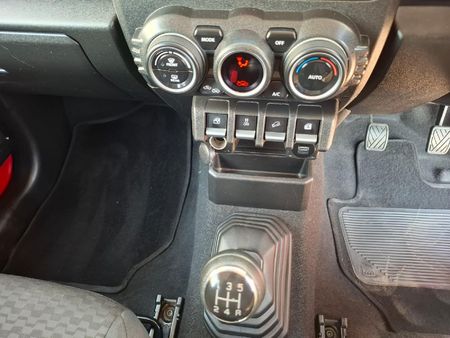 2024-Suzuki-Jimny-15-GLX-AllGrip-5-Door_13