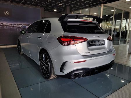 2024-Mercedes-AMG-A-Class-AMG-A35-4Matic_4