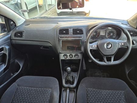 2025-Volkswagen-Polo-Vivo-14_4
