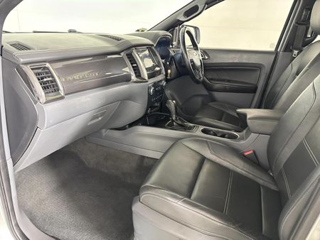 2017-Ford-Everest-32-TDCi-LTD-4x4-Auto_8