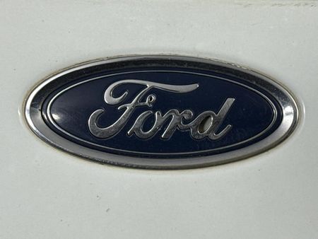 2017-Ford-Focus-15-EcoBoost-Trend-5-dr_11