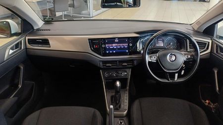 2020-Volkswagen-Polo-10-TSI-Comfortline-Auto_5