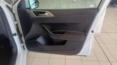 2020-Volkswagen-Polo-10-TSI-Comfortline-Auto_8