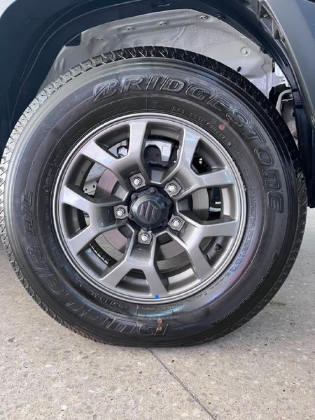 2025-Suzuki-Jimny-15-GLX-AllGrip-5-Door-Auto_6