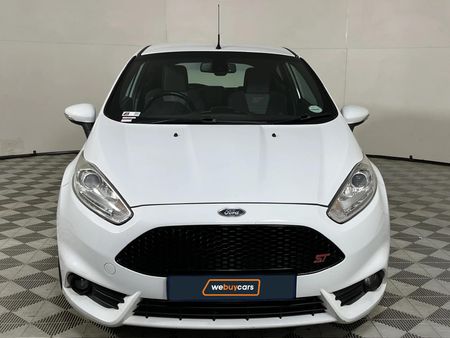 2015-Ford-Fiesta-ST-16-EcoBoost-GDTi_13