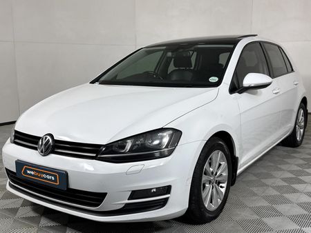 2013-Volkswagen-Golf-VII-14-TSI-Comfortline-Auto_0