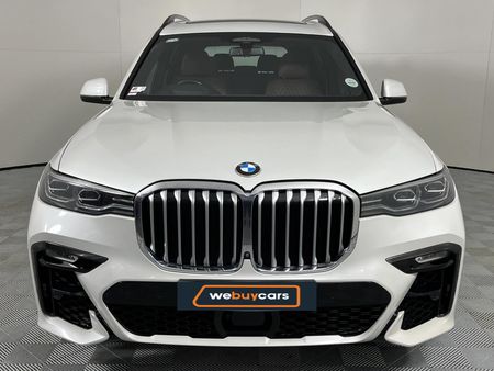 2019-BMW-X7-xDrive30d-M-Sport_17