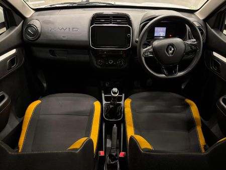 2025-Renault-Kwid-10-Climber_11