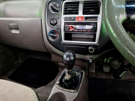 2017-Hyundai-H100-Bakkie-26D-Dropside_13