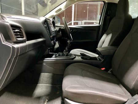 2024-Isuzu-D-Max-19-DDI-HR-L-4x4-Single-Cab_8