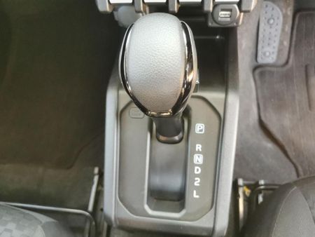2021-Suzuki-Jimny-15-GLX-Auto_8