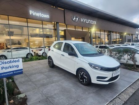 2026-TATA-Tiago-12-XM_1
