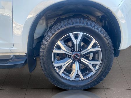 2024-Isuzu-D-Max-30-DDI-LSE-Auto-Extended-Cab_10