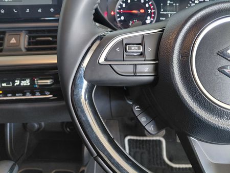2026-Suzuki-Swift-12-GLX-Auto_9
