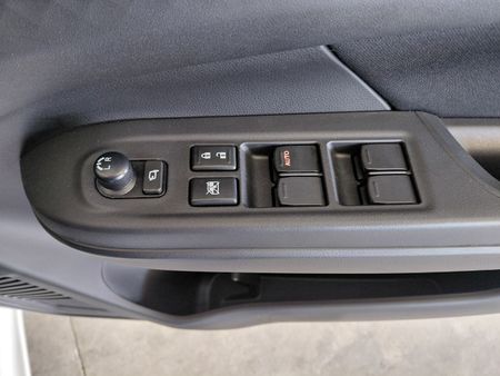 2026-Suzuki-Swift-12-GLX-Auto_15