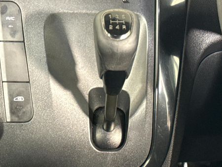 2022-Mahindra-KUV-100-12-K2-NXT_9