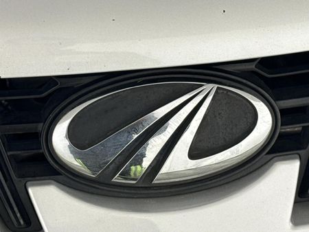 2022-Mahindra-KUV-100-12-K2-NXT_10