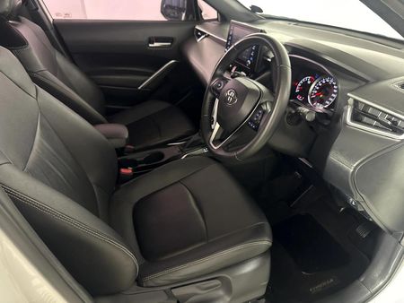 2022-Toyota-Corolla-Cross-18-XS_9