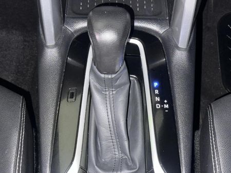 2022-Toyota-Corolla-Cross-18-XS_10