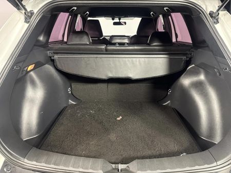 2022-Toyota-Corolla-Cross-18-XS_13