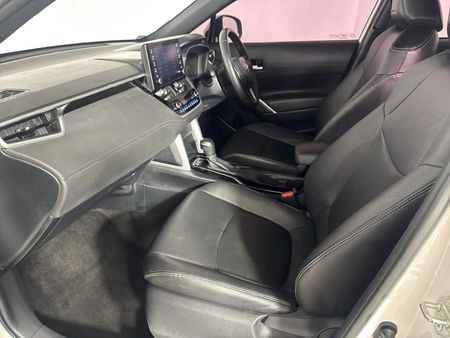 2022-Toyota-Corolla-Cross-18-XS_8
