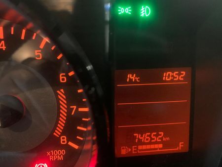 2022-Suzuki-Jimny-15-GLX_10
