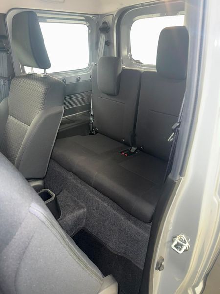 2022-Suzuki-Jimny-15-GLX_7