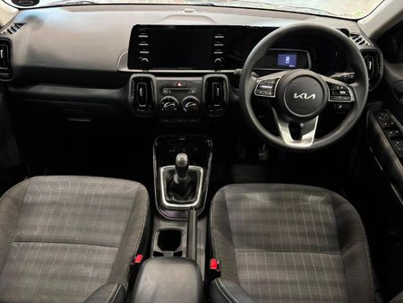 2023-Kia-Sonet-15-LX_9