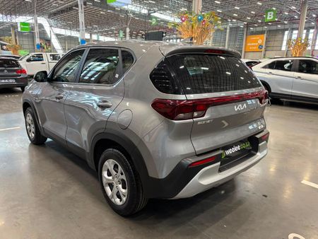 2023-Kia-Sonet-15-LX_4