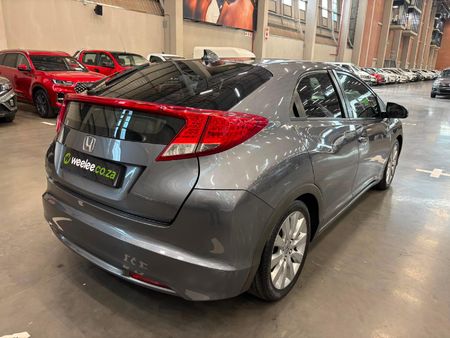 2012-Honda-Civic-18-Executive-5-dr-Auto_2