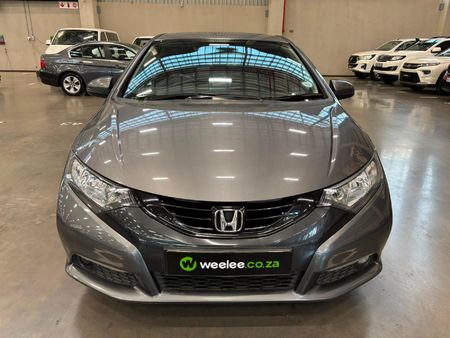 2012-Honda-Civic-18-Executive-5-dr-Auto_7