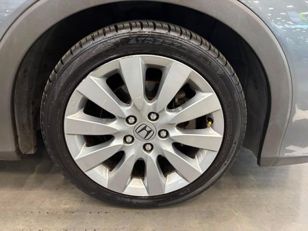 2012-Honda-Civic-18-Executive-5-dr-Auto_8