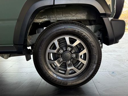 2025-Suzuki-Jimny-15-GLX-AllGrip-5-Door-Auto_9