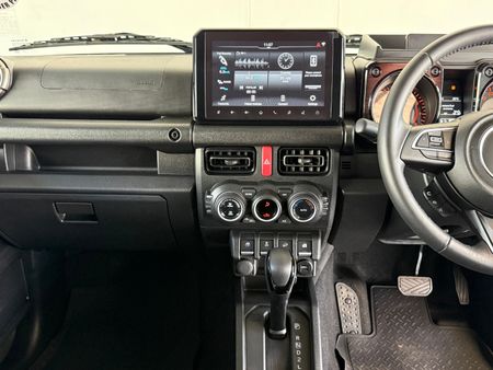 2025-Suzuki-Jimny-15-GLX-AllGrip-5-Door-Auto_13