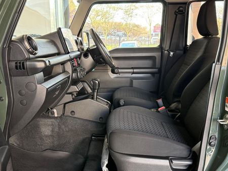 2025-Suzuki-Jimny-15-GLX-AllGrip-5-Door-Auto_21