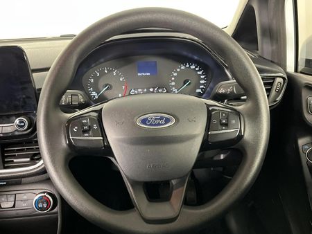 2020-Ford-Fiesta-10-EcoBoost-Trend-5-dr_10