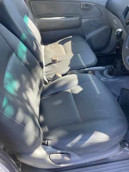 2018-Toyota-Hilux-VVT-i-LWB-20-LWB_10