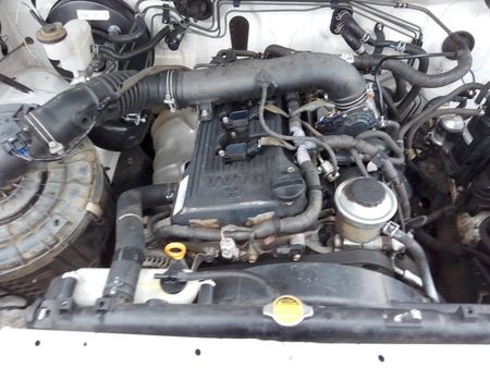 2018-Toyota-Hilux-VVT-i-LWB-20-LWB_13