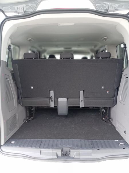 2026-Volkswagen-Kombi-20TDI-Style-4mot-Auto_5