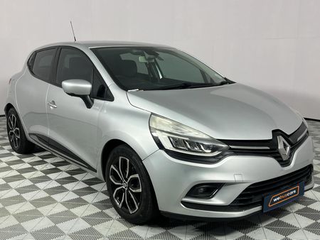 2017-Renault-Clio-IV-900T-Dynamique-5-dr-66kW_11