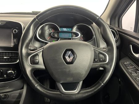 2017-Renault-Clio-IV-900T-Dynamique-5-dr-66kW_7