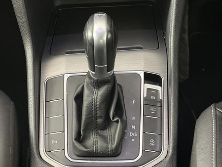 2016-Volkswagen-Golf-SV-14-TSI-Comfortline-Auto_10