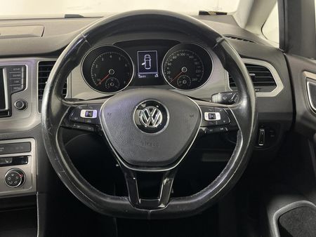 2016-Volkswagen-Golf-SV-14-TSI-Comfortline-Auto_11