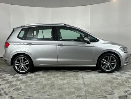 2016-Volkswagen-Golf-SV-14-TSI-Comfortline-Auto_16