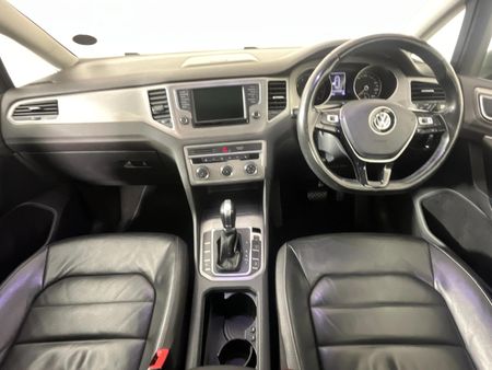 2016-Volkswagen-Golf-SV-14-TSI-Comfortline-Auto_1