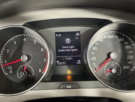 2016-Volkswagen-Golf-SV-14-TSI-Comfortline-Auto_2