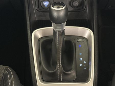 2022-Hyundai-Venue-10-TGDI-Fluid-DCT_9