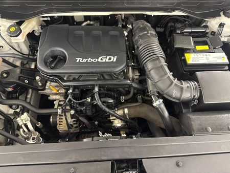 2022-Hyundai-Venue-10-TGDI-Fluid-DCT_11
