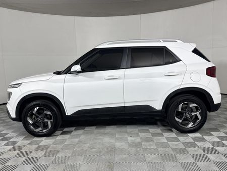 2022-Hyundai-Venue-10-TGDI-Fluid-DCT_17
