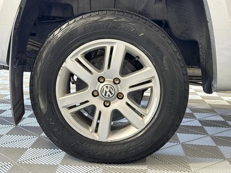 2011-Volkswagen-Amarok-20-BiTDI-Highline-120kW-Double-Cab_6